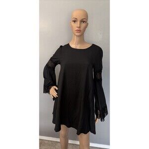 Meghan Los Angeles Black Mini Dress Size Small Lace Long Bell Sleeve Shirt Dress